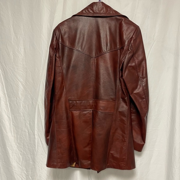 Vintage leather jacket! - Picture 3 of 3